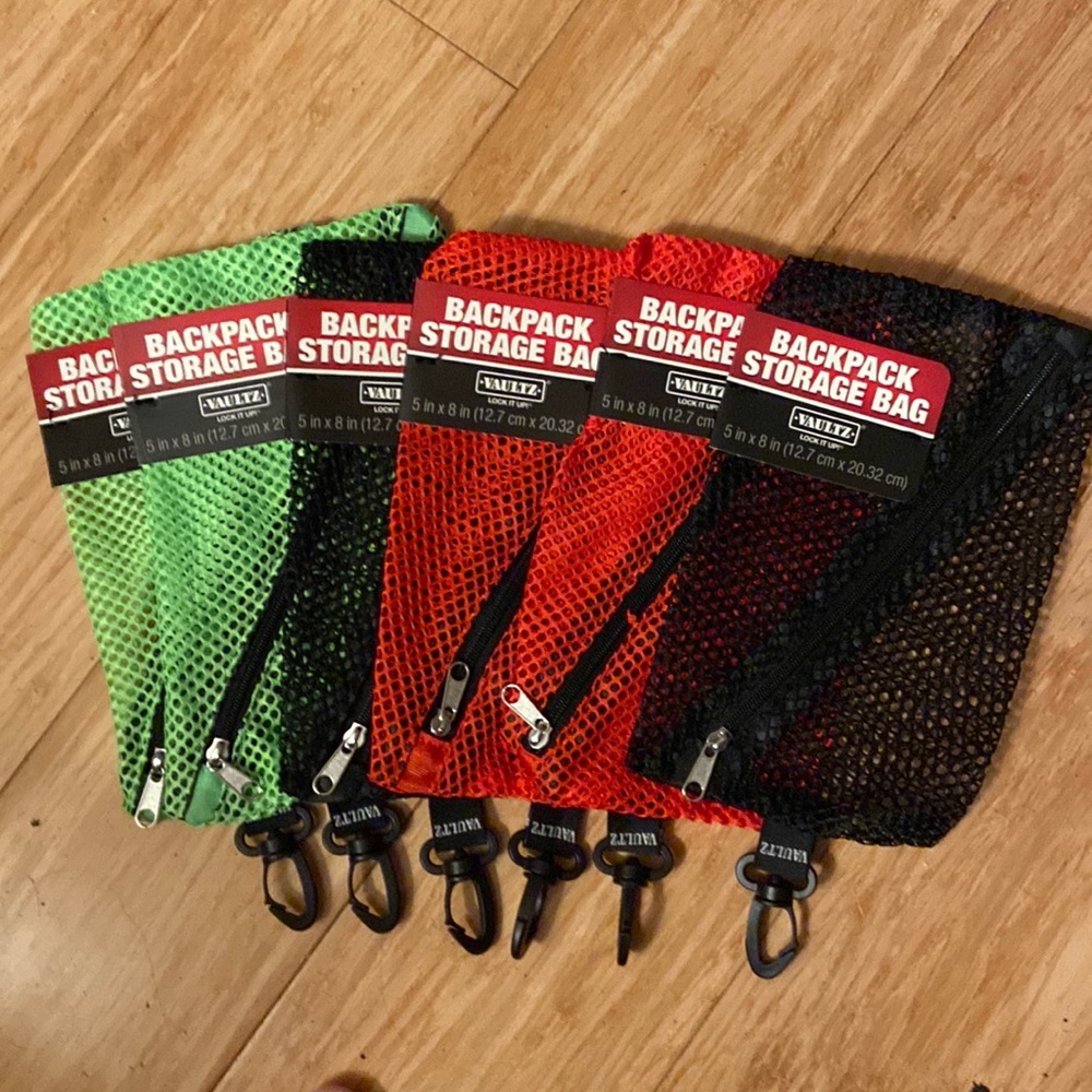 NWT bundle multicolor Vaultz mesh backpack Storage bags, zip close & clip on
